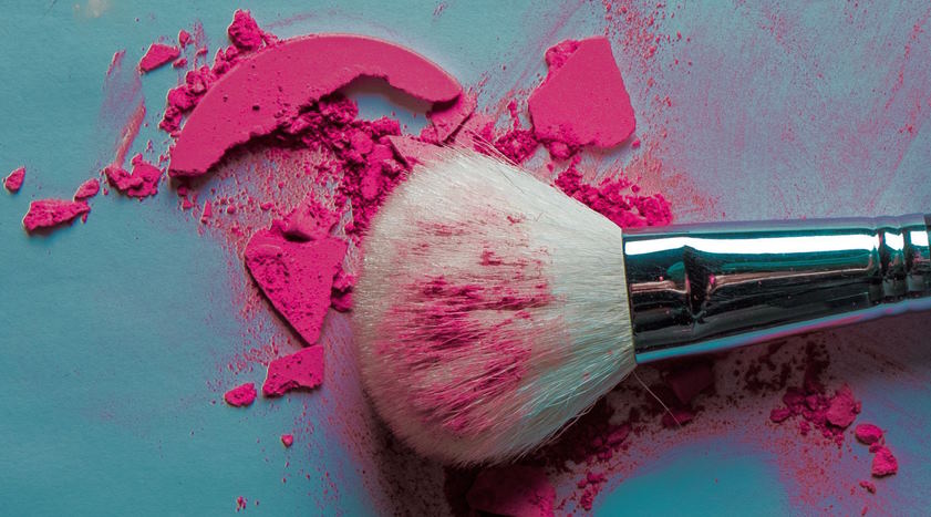 The Importance of Good Makeup Brushes - Ané