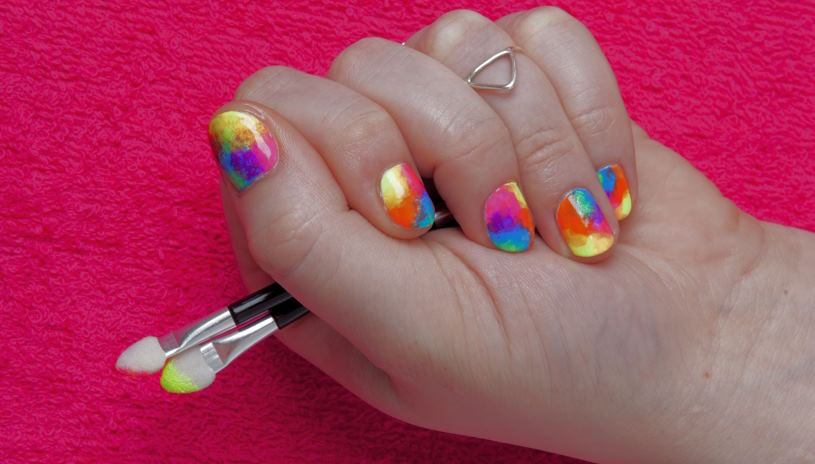 perfecting tie dye nail art